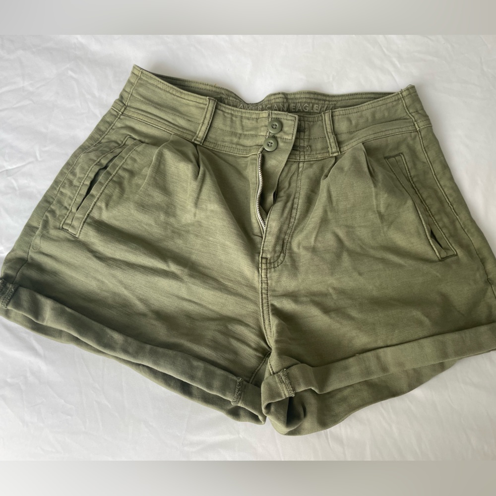 American Eagle High waist Baggy mom short
